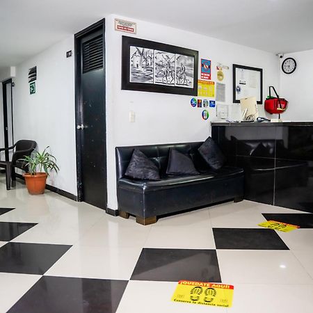 Hotel Laureles De Aburra Μεντεγίν Εξωτερικό φωτογραφία