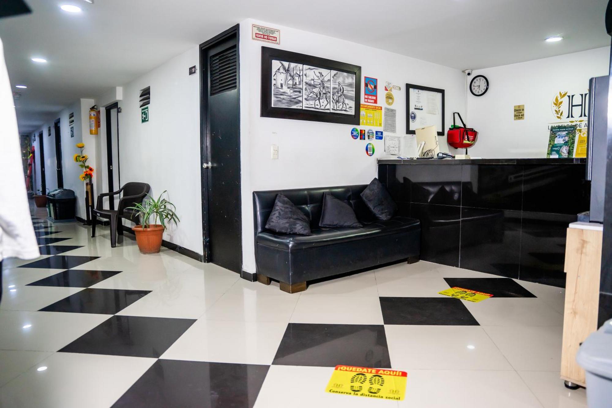 Hotel Laureles De Aburra Μεντεγίν Εξωτερικό φωτογραφία