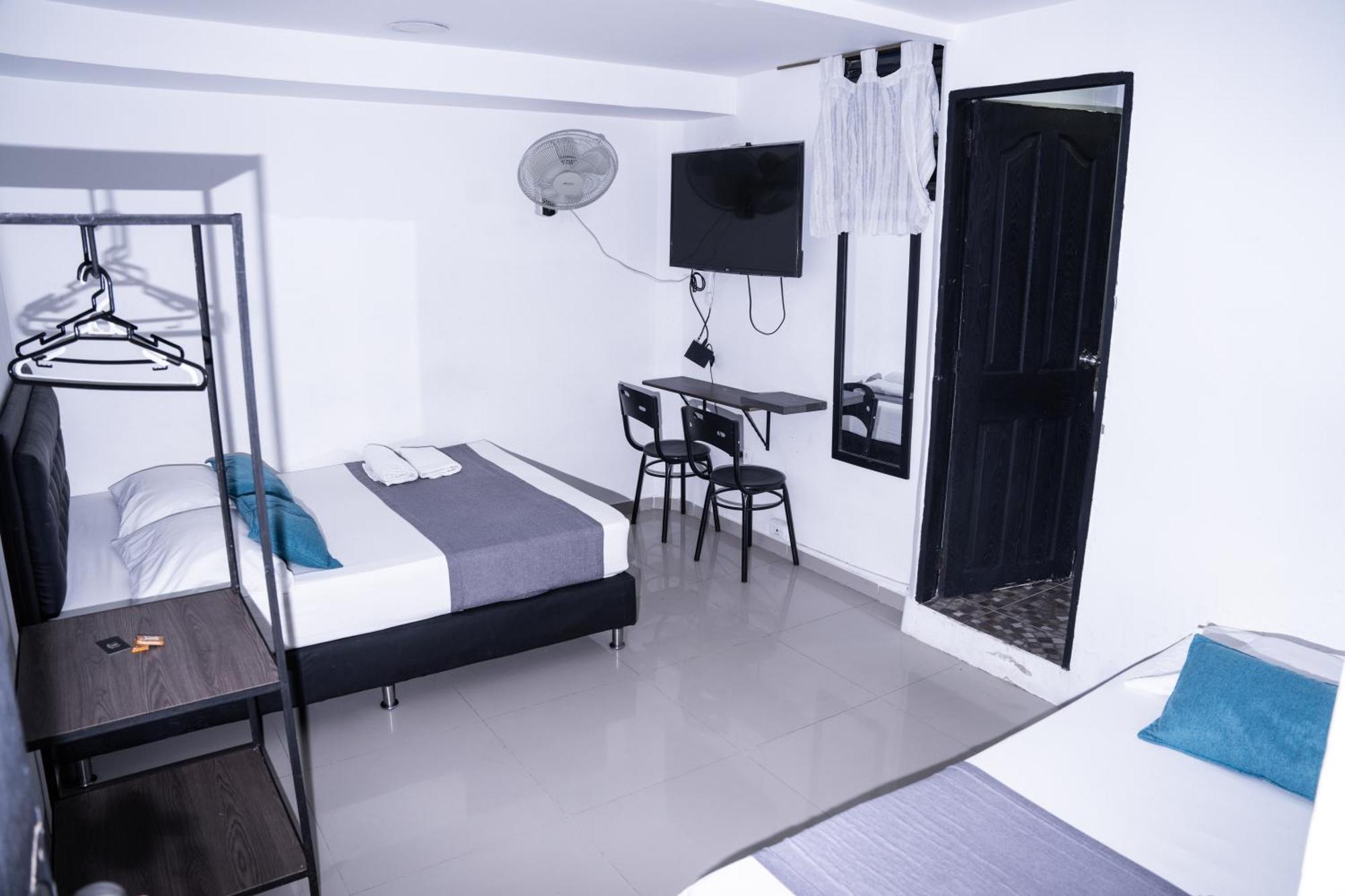 Hotel Laureles De Aburra Μεντεγίν Εξωτερικό φωτογραφία