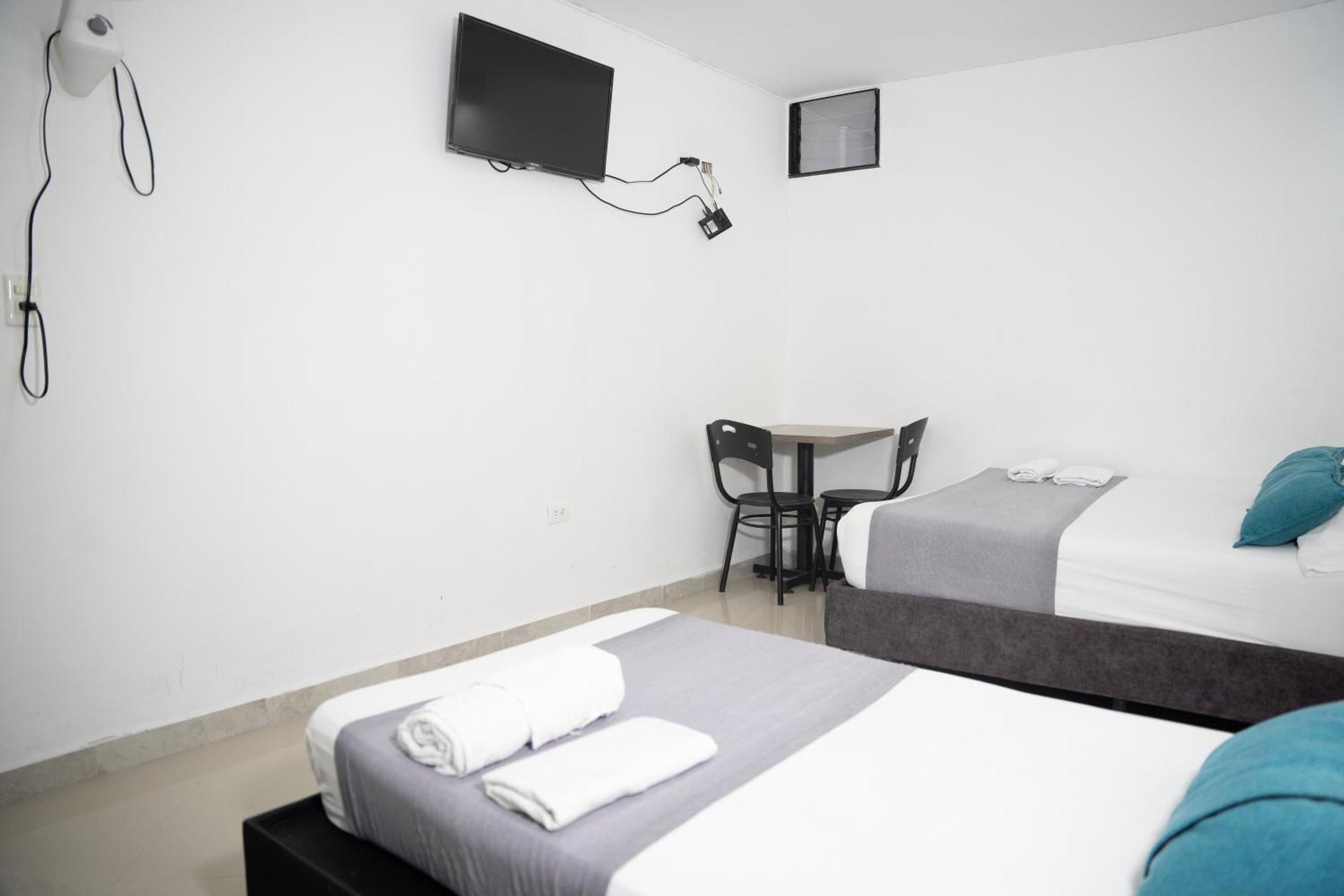 Hotel Laureles De Aburra Μεντεγίν Εξωτερικό φωτογραφία